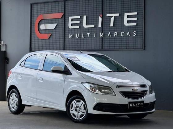 CHEVROLET ONIX 1.0 MPFI LT 8V FLEX 4P MANUAL CHEVROLET ONIX 1.0 MPFI LT 8V FLEX 4P MANUAL